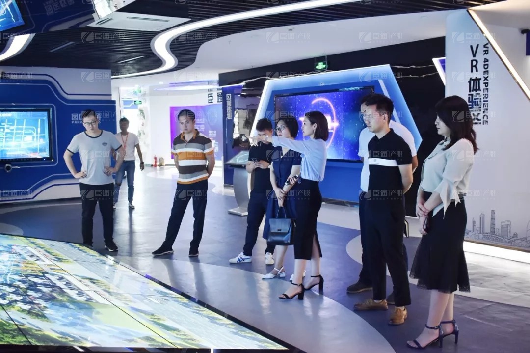 民商華南考察團蒞臨臣通參觀(guān)交流